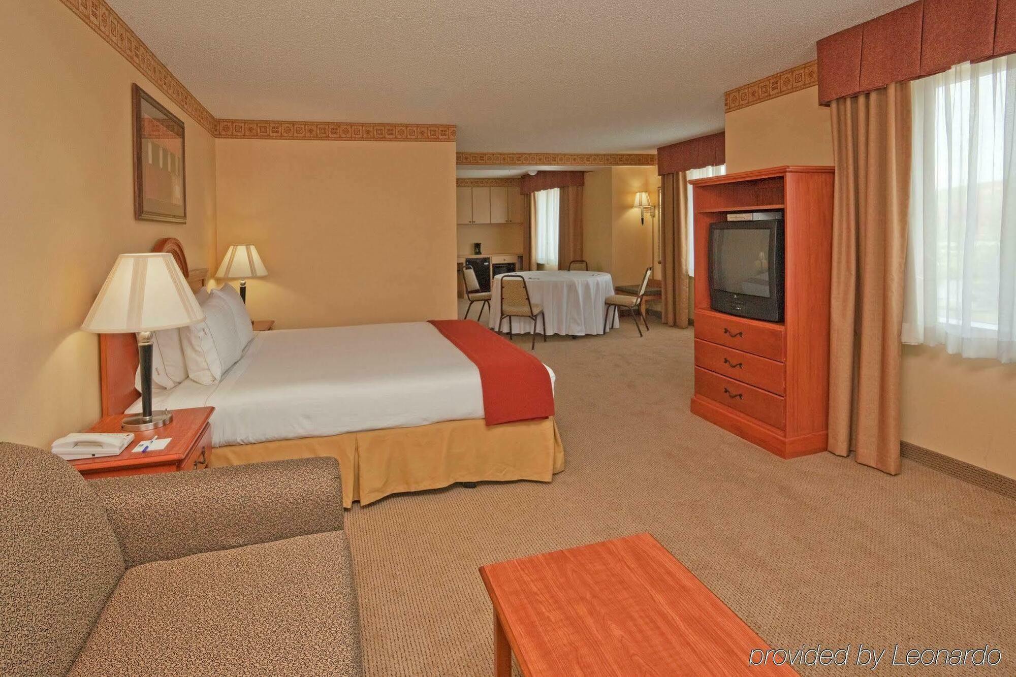 Holiday Inn Express Hotel & Suites Livermore By Ihg Номер фото