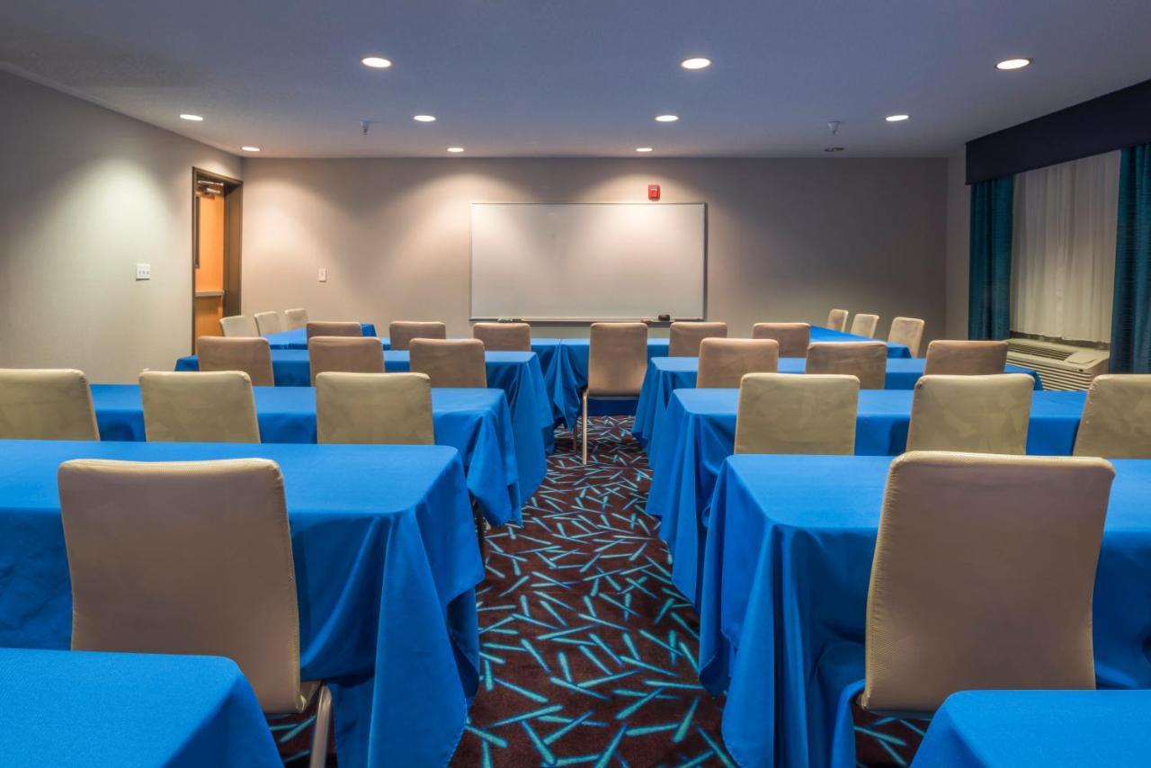 Holiday Inn Express Hotel & Suites Livermore By Ihg Екстер'єр фото